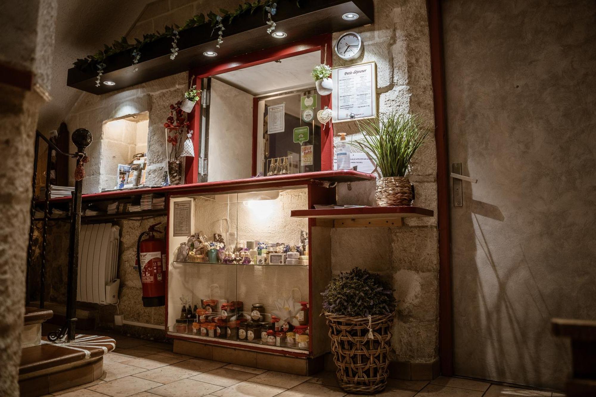 Hotel Mignon Avignon Exterior photo